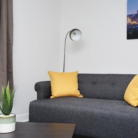 Altido 2Br Apartment With Free Parking, Near The Royal Mile Edinburgh Buitenkant foto